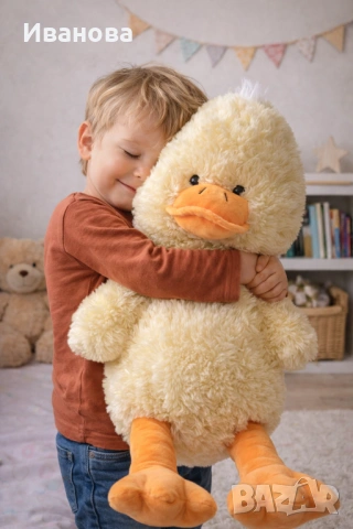 Чисто ново,голямо плюшено пате.