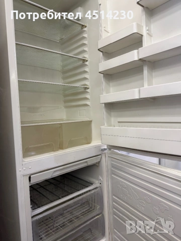 Хладилник SANG с долен фризер 185 см на 60 см в добро състояние, снимка 5 - Хладилници - 53830476
