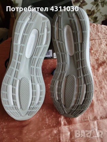 Нови маратонки adidas 41 1/3, снимка 7 - Маратонки - 53354762