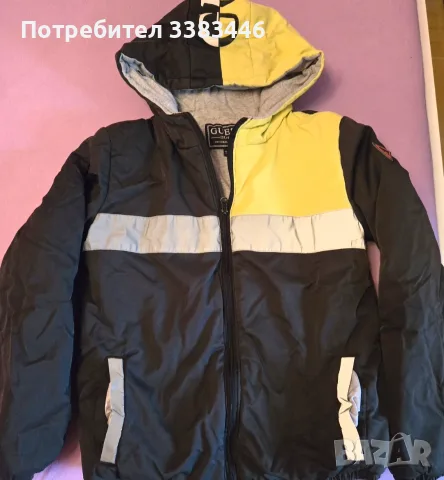 Преходно  яке, марка Guess