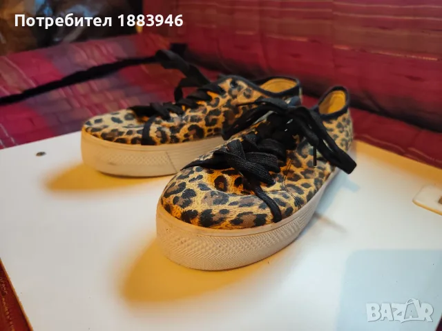 Тигрови дамски гуменки