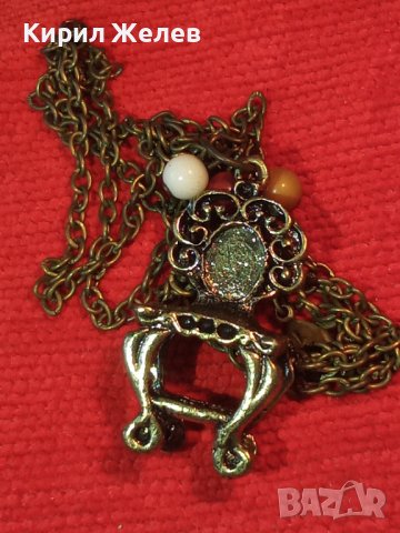 МЕДАЛЬОН МИНИАТЮРА ТОАЛЕТКА СТАТУЕТКА МЕСИНГ 3917, снимка 11 - Колиета, медальони, синджири - 29814986