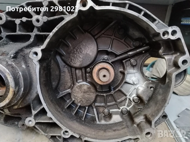 Скоростна кутия за VW T5 2.5 TDI 131 к. с, снимка 2 - Части - 53785732