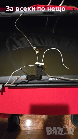  Монитор за лаптоп ТОSHIBA, снимка 3 - Части за лаптопи - 52336478