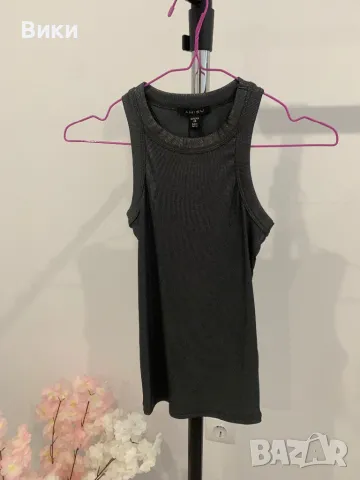 Нов потник с блестящ ефект размер XS