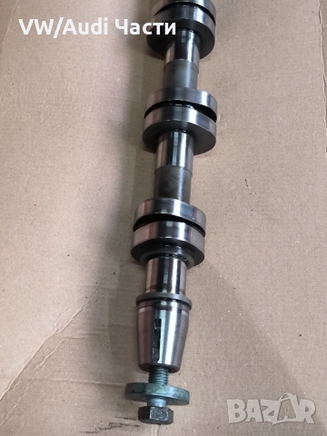 Разпределителен вал за Голф 5 Ауди А3 Пасат Туран 2.0тди VW Golf 5 Audi A3 8P Passat Touran 2.0TDI, снимка 2 - Части - 52459739