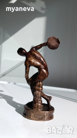 Дискохвъргачът или „Дискобол“ , бронзова статуетка , снимка 4 - Статуетки - 53817587