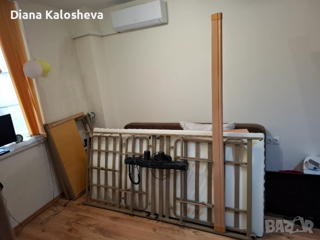 Електрическо болнично легло в отлично състояние. Mатрака се подарява., снимка 2 - Спални и легла - 53520807