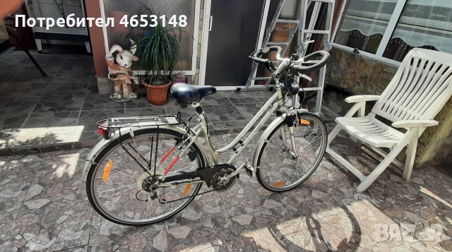 Продавам дамски велосипед 