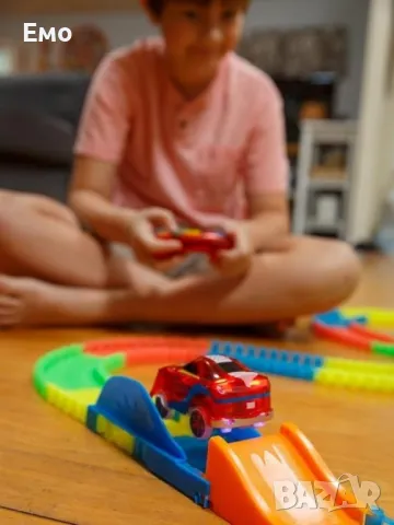 Кола с дистанционно управление - Magic Tracks -Fire Racer , снимка 3 - Коли, камиони, мотори, писти - 48753742