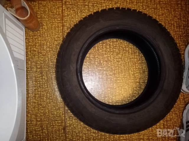 2 бр.Зимни гуми 175/65/14 и моторно масло 