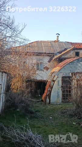 Къща в гр. Брезник 