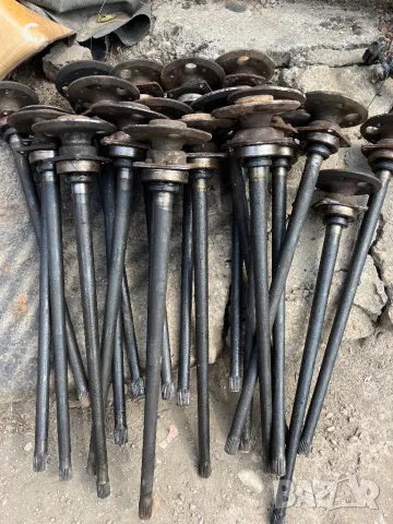 LADA/Лада полуоски,делка ,пружини спирачни апарати ваз Лада Жигули , снимка 3 - Части - 49720403