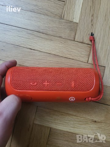 JBL Flip 3 Портативна тонколона, снимка 4 - Bluetooth слушалки - 41420242