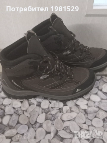 Продавам боти за туризъм и сняг , снимка 4 - Мъжки боти - 53399748
