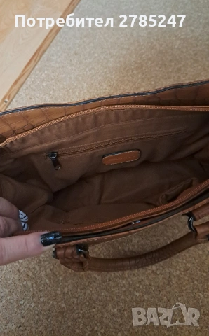 Кафява дамска чанта с кроко принт, снимка 4 - Чанти - 53534927