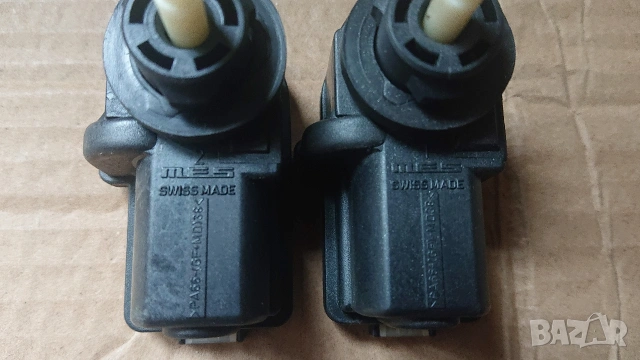 Машинки за регулиране на фара и фасунги вграден мигач за форд фокус до 2004год. , снимка 3 - Части - 53691159