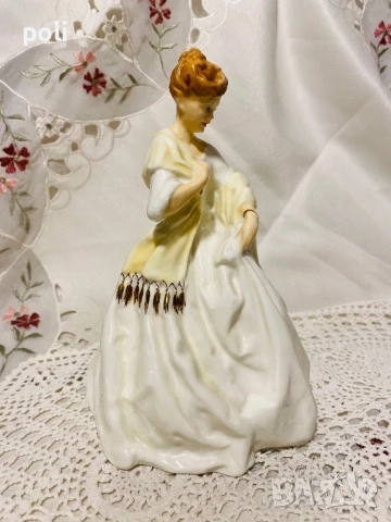 порцеланова статуетка , снимка 5 - Статуетки - 53207146