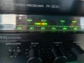 ресивър YAMAHA R300, снимка 1