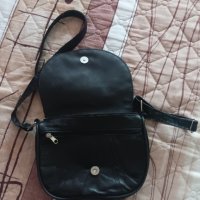 Нова дамска чанта , снимка 2 - Чанти - 41059982