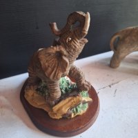 статуетка слон, снимка 2 - Статуетки - 40976776