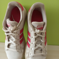 Маратонки adidas  номер 32, снимка 4 - Детски маратонки - 36159323