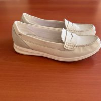 Обувки от естествена кожа Geox, снимка 1 - Дамски ежедневни обувки - 41705379