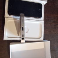 Продавам Айфон SE два броя чисто нови., снимка 7 - Apple iPhone - 44739646