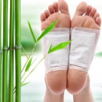 Пластири за детоксикация на тялото KINOKI DETOX PADS 10 броя в кутия, снимка 1 - Други - 41205527