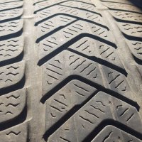 Гуми Pirelli Sotto Zero 3  245/40/18, снимка 2 - Гуми и джанти - 34251295