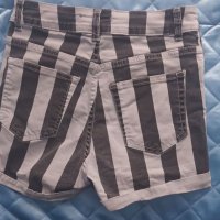 Къси панталони  размер ХS, снимка 2 - Къси панталони и бермуди - 41241252
