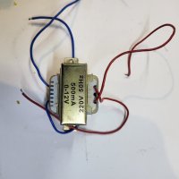 Трансформатор, захранване  6  волта  - 1 ампера, снимка 1 - Друга електроника - 39562038