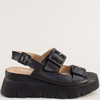 Намалена цена само 68.00 лв. Модерни сандали на платформа от естествена кожа., снимка 2 - Сандали - 41496288