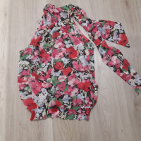 Флорална блуза, шифон. Размер L., снимка 6 - Корсети, бюстиета, топове - 43030431