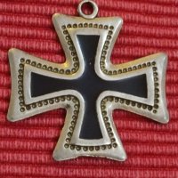 Стар емайлиран кръст. , снимка 4 - Колиета, медальони, синджири - 35978548