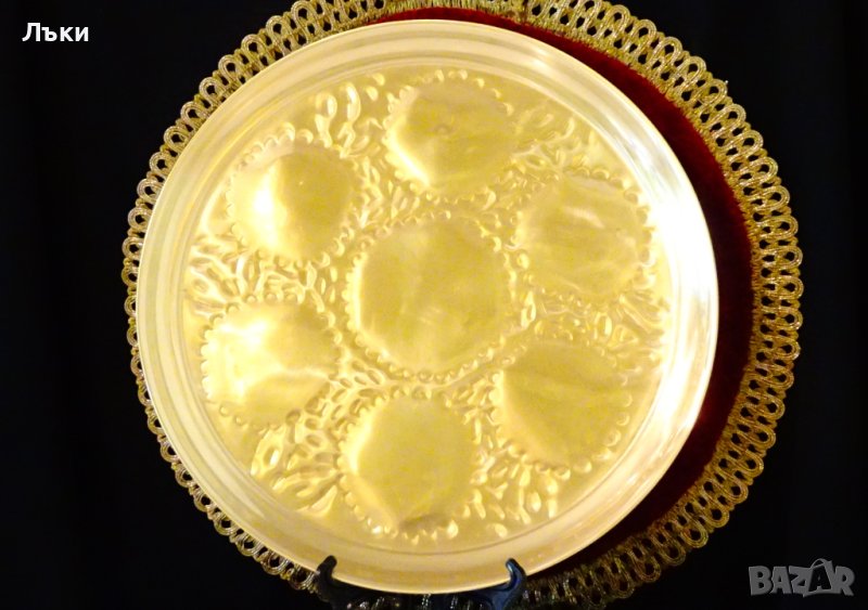 Бронзов поднос 28 см. , снимка 1