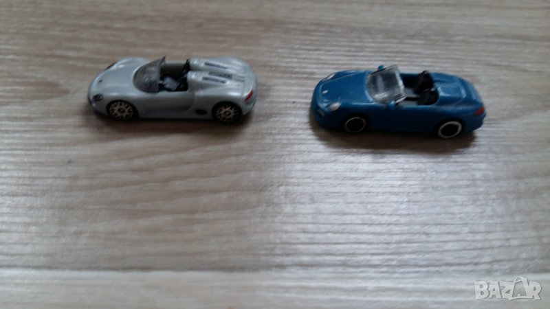 ДВЕ МАЛКИ КОЛИЧКИ, снимка 1