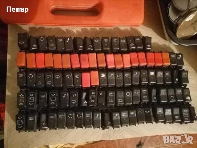 Бутони за Мерцедес 124 /190, снимка 1