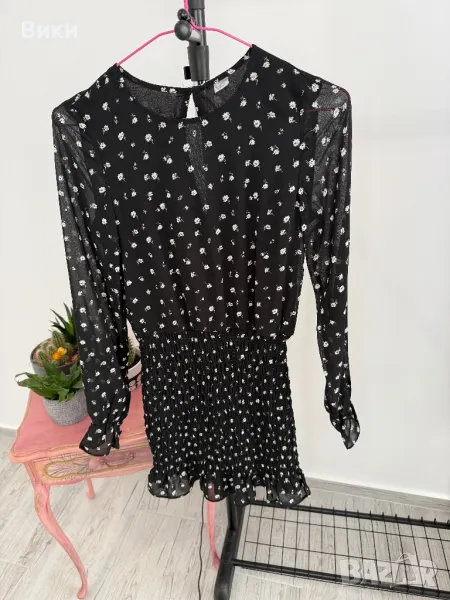 Красива рокля на H&M в размер XS, снимка 1