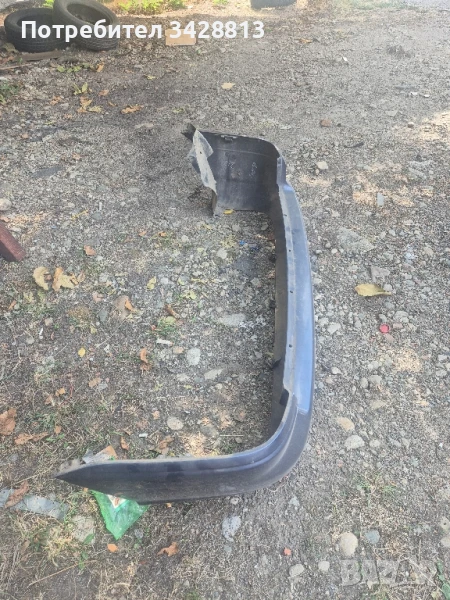 Задна брония Hundai Trajet 2002-2006, снимка 1