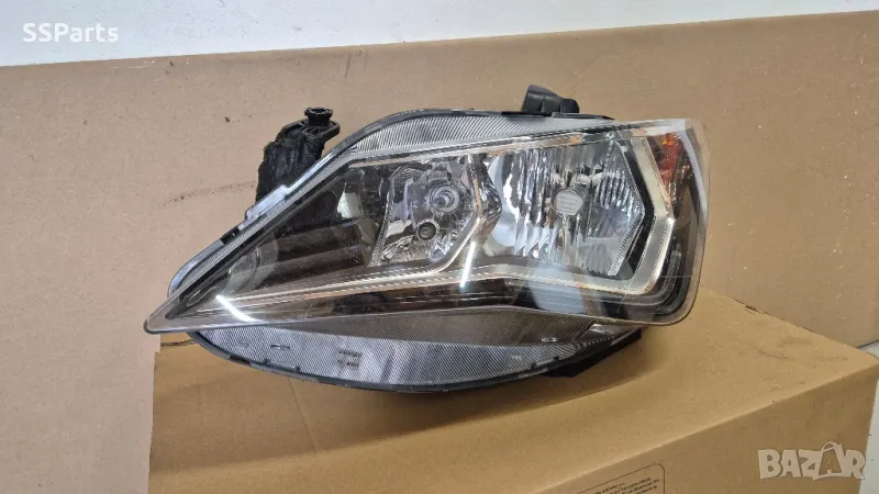 Seat Ibiza IV (6J) - ляв фар с Лед, снимка 1