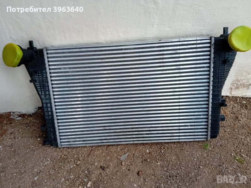 Интеркулер - Пасат комби 2007г., снимка 1