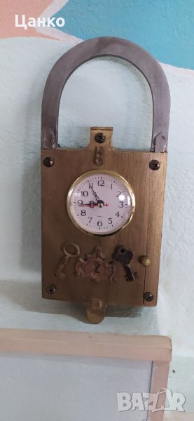  кутийка за ключове със работещ часовник, снимка 1