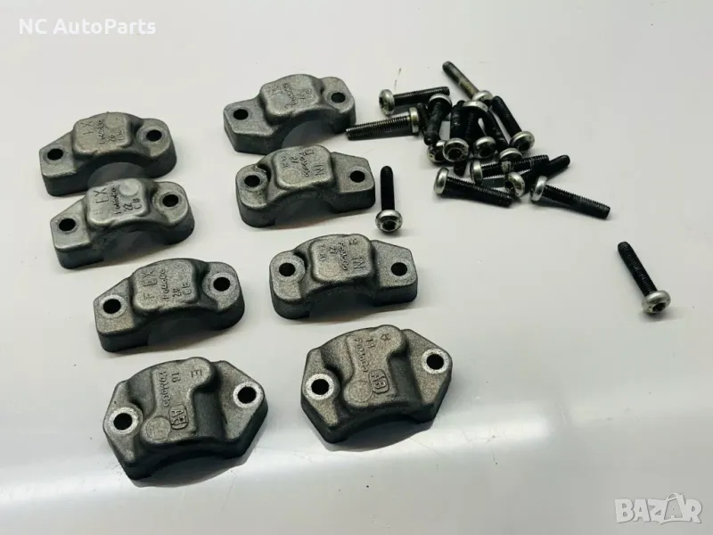 Клампи глава за ЯГУАР JAGUAR F-TYPE X152​ Land Rover Discovery Sport 3.0 бензин PBJX23-6C064-AB 2015, снимка 1