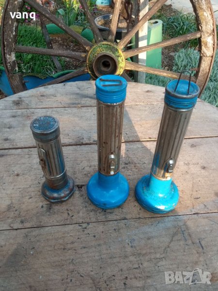 Старо фенерче с две и три батерии, снимка 1