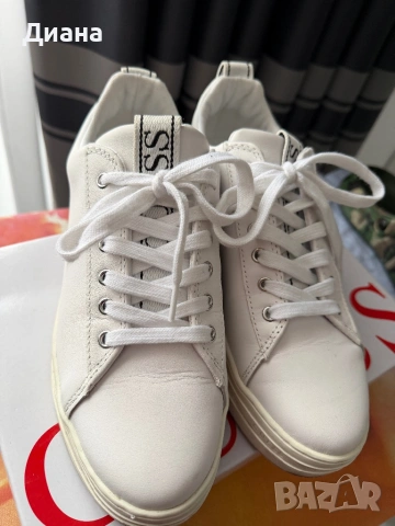 Бели дамски, снимка 4 - Маратонки - 53351859