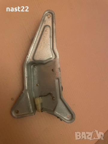 Моторче за задна врата Сузуки Гранд Витара 1998-2005 2+1 врати, снимка 3 - Части - 52587380