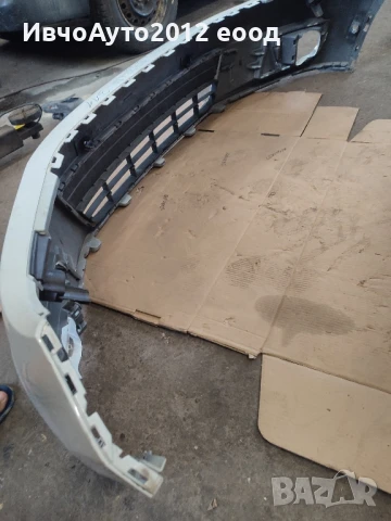 Броня предна оригинална 5N0 807 221 ap, снимка 2 - Части - 51200968