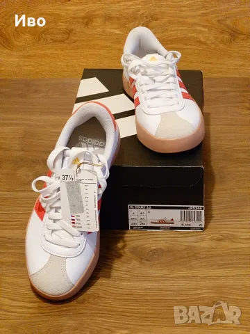 Дамски маратонки Adidas , снимка 3 - Маратонки - 56340071