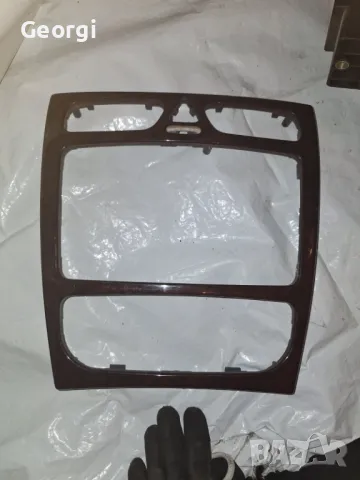 Средна конзола за mercedes w203 